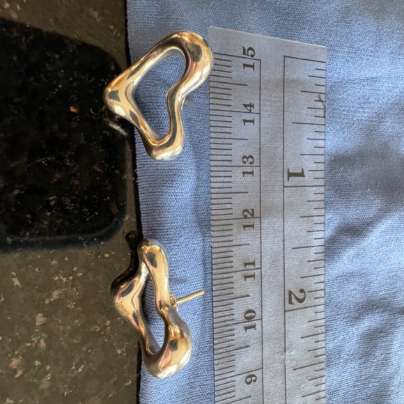 Tiffany silver Elsa Peretti Open Heart earrings - Picture 6 of 14